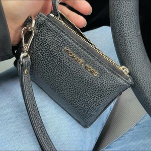 Michael Kors used wristlet wallet